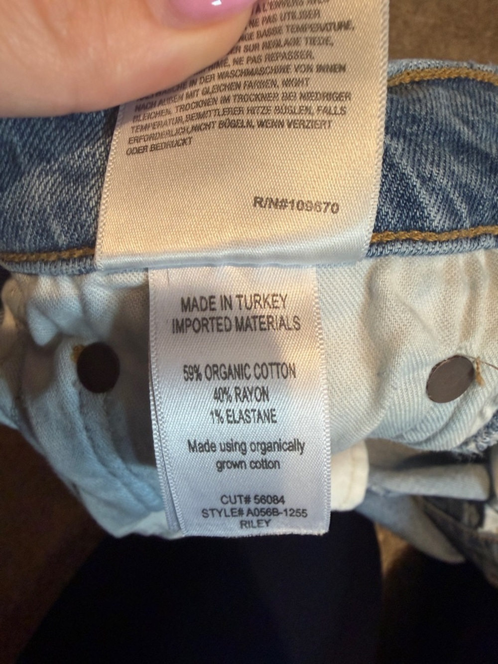 AGOLDE High-Waist Ripped Button-Fly Jeans - Light Blue - Picture 5 of 6